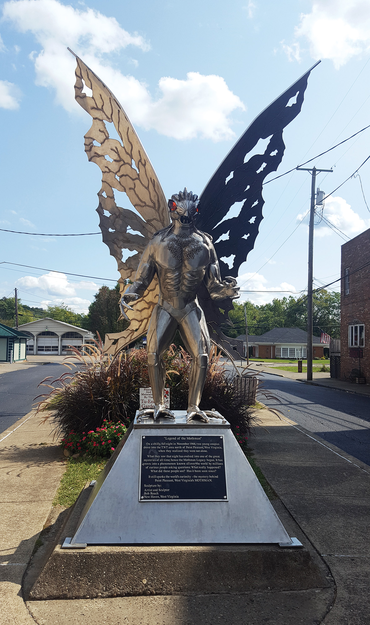 mothman statue