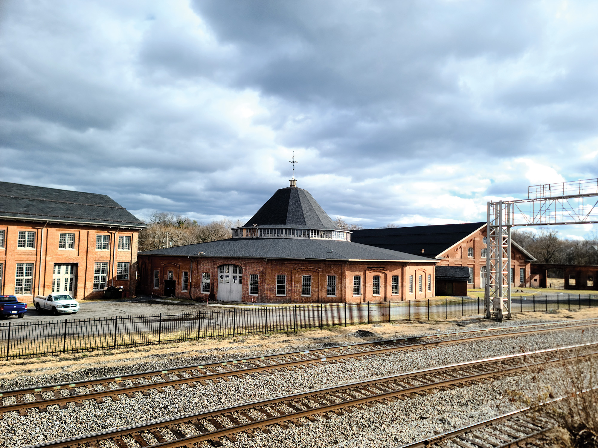 martinsburg roundhouse
